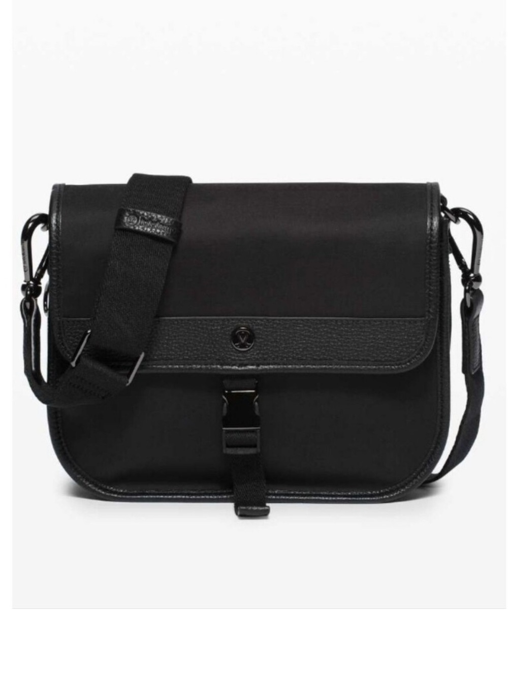 Lululemon Now and Always Crossbody 5L in Black